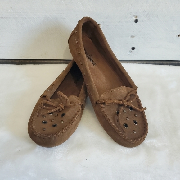 MINNETONKA Brown Soft Suede Leather Upper Slip On Moccasin Shoe Size 7.5 - Picture 1 of 14